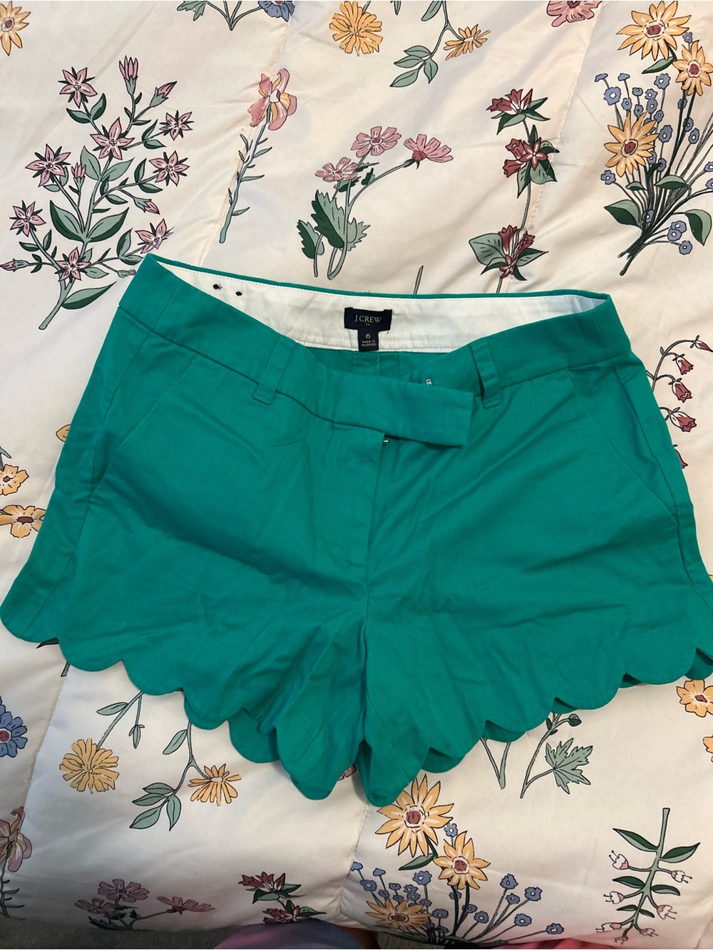 🌻J. Crew Teal Scalloped Hem Cotton Shorts🌻